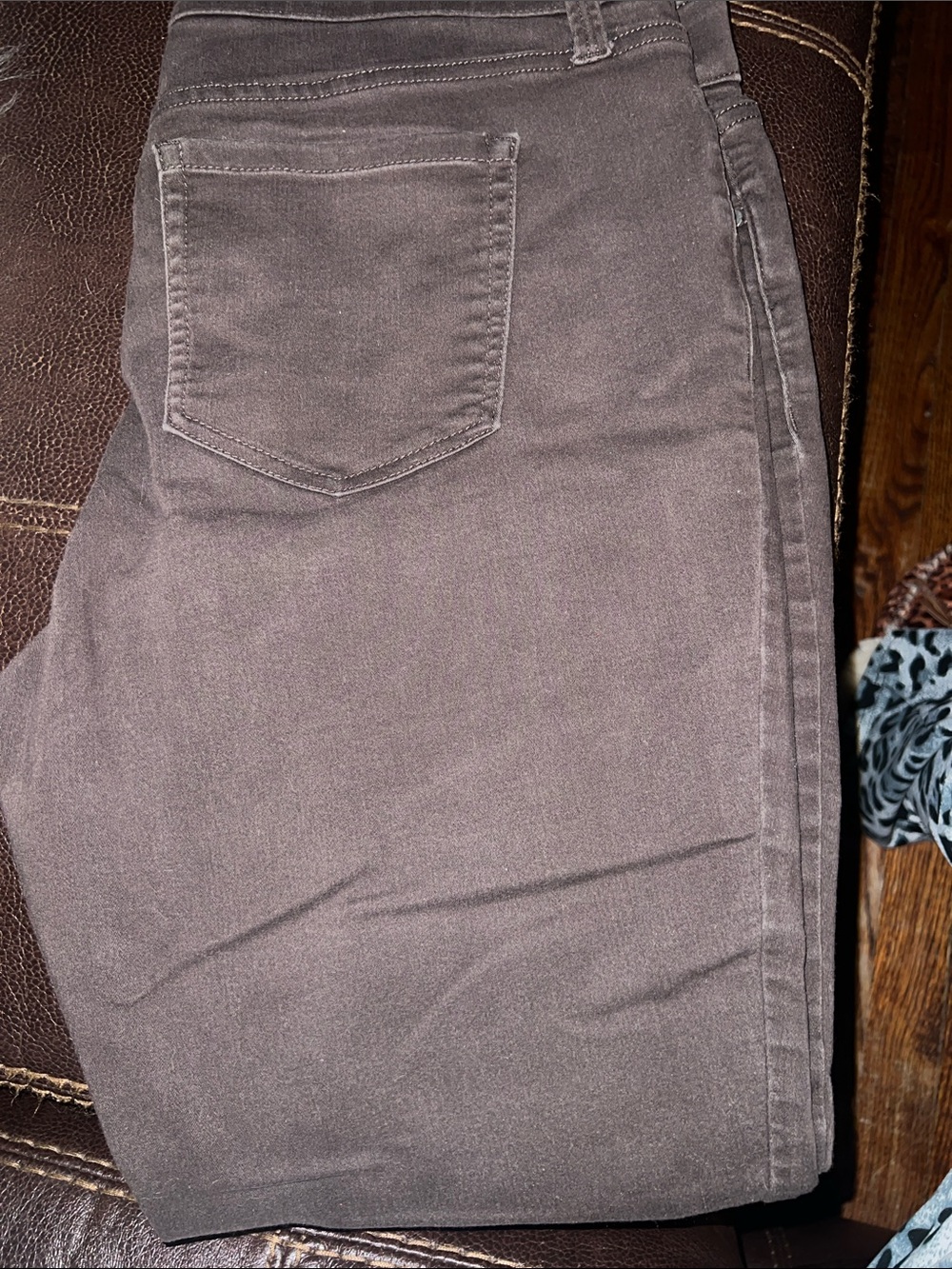Liz Claiborne Men's Slim Straight Jeans in Brown